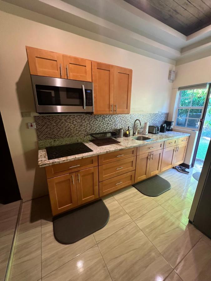 Kingston Oasis One Bedroom المظهر الخارجي الصورة